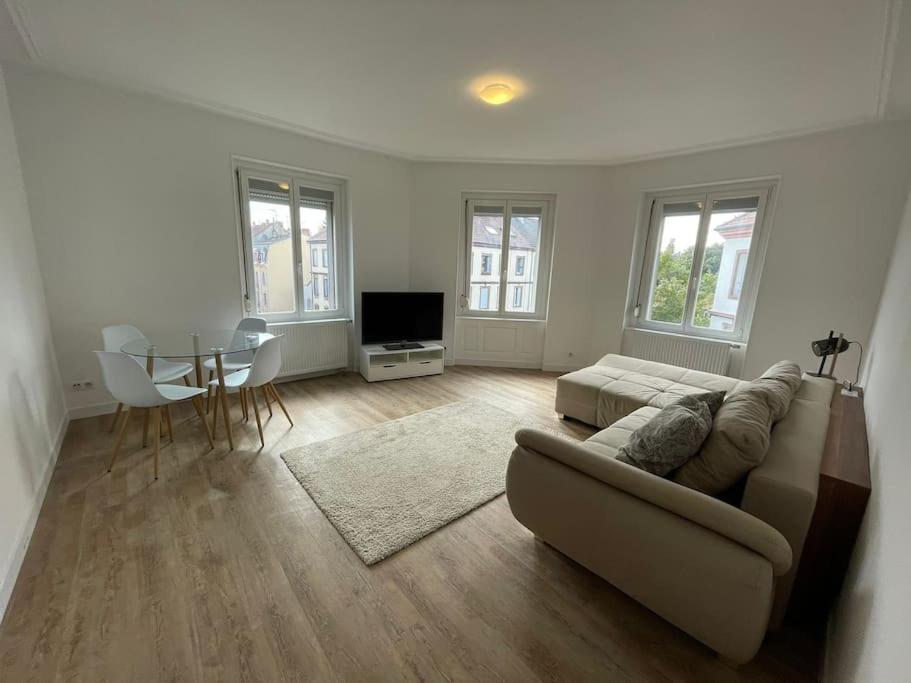 Апартаменты Mulhouse, Urban Family Nest Экстерьер фото
